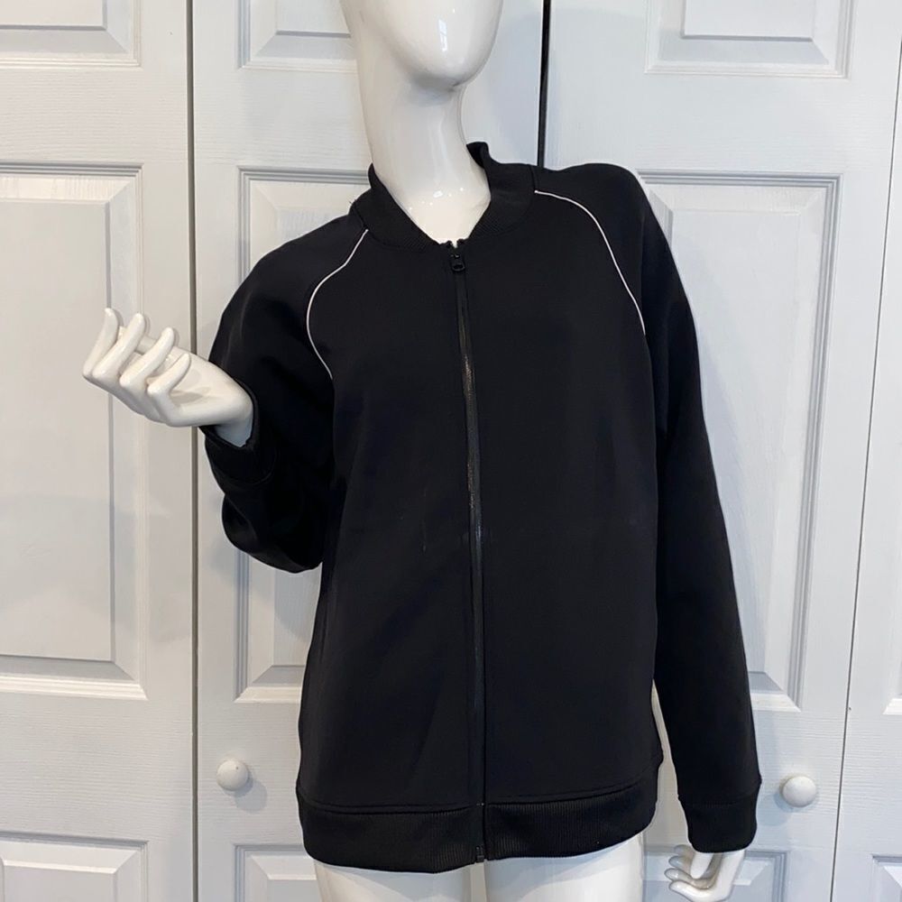 🔥Victoria Secret full zipper sweater New